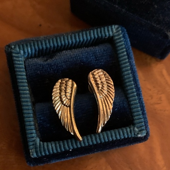Angel Wing Studs - Picture 1 of 1
